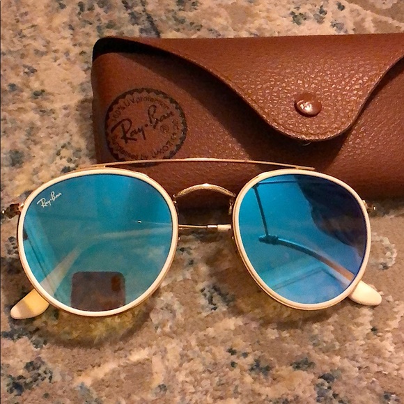 Ray-Ban Accessories - RAY BAN SUNGLASSES